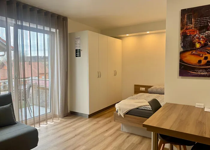 アパート Apartment, Zimmer, Traitsching